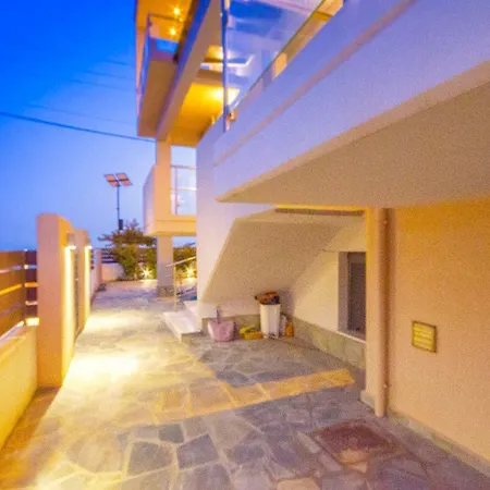 Luxury Beachfront In Pefkakia-volos *