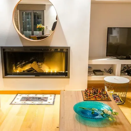 Villa Luxury Beachfront In Pefkakia-volos